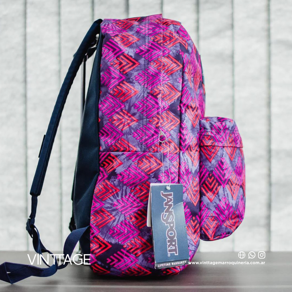 MOCHILA CLASICA ESTILO URBANA JANSPORT ROSA