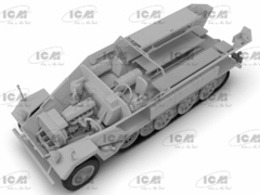 Krankenpanzerwagen Sd.Kfz.251/8 Ausf. A 1/35 - ICM 35113