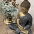 
Estátua de Buda para interior zen, escultura espiritual de Gautama, decoração mística com Buda meditativo, simbolismo na estátua de Buda, vida consciente com estátua de Buda, presente espiritual para alma iluminada, arte esculpida em estátua de Buda, tra