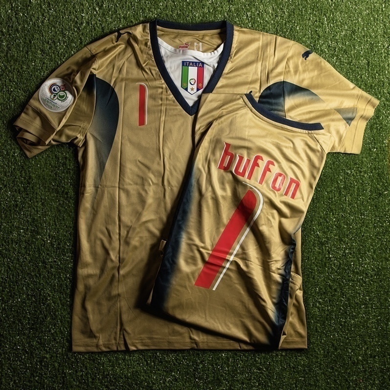 Camiseta outlet retro italia