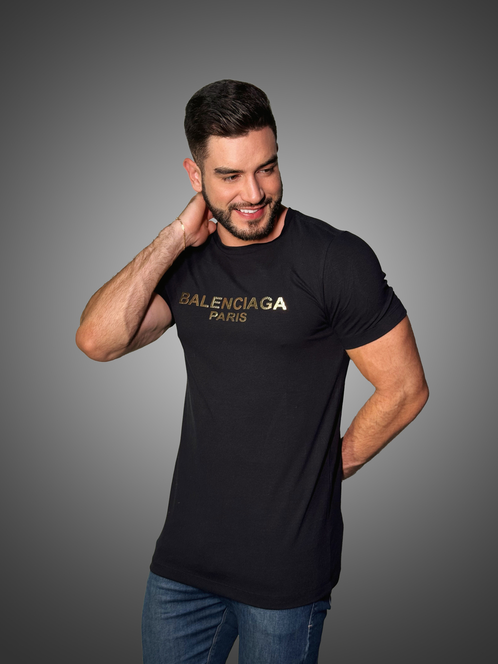 CAMISA PERUANA FIO 40.1 BALENCIAGA COM APLICACAO EM DOURADO