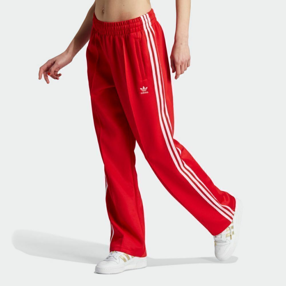 CAL A ADIDAS SST OS eplai the present is female