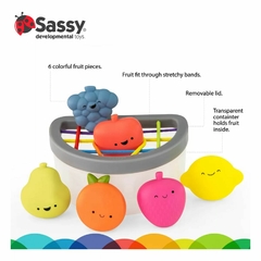 Juguete De Encajes Sassy Fruit Fill & Spill en internet