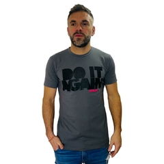 Remera Again Slim Fit