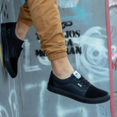 Vans Total Black