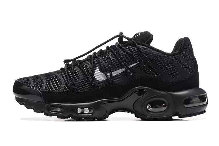 AIR MAX PLUS UTILITY TOGGLE BLACK METALLIC SILVER