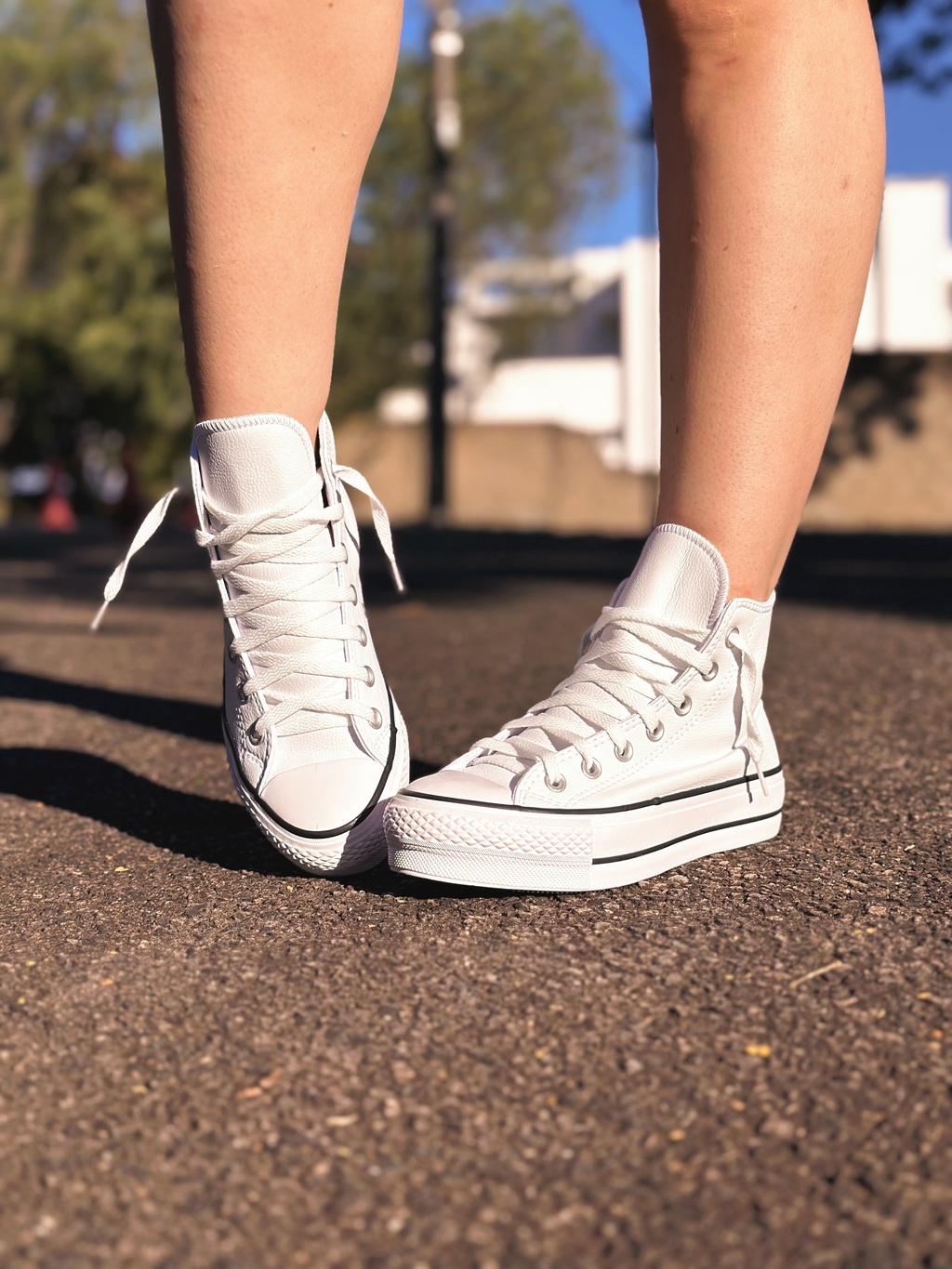 T nis Converse