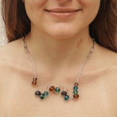 Diamond-plated necklace, made with chain and embroidered with a mix of colored crystals.