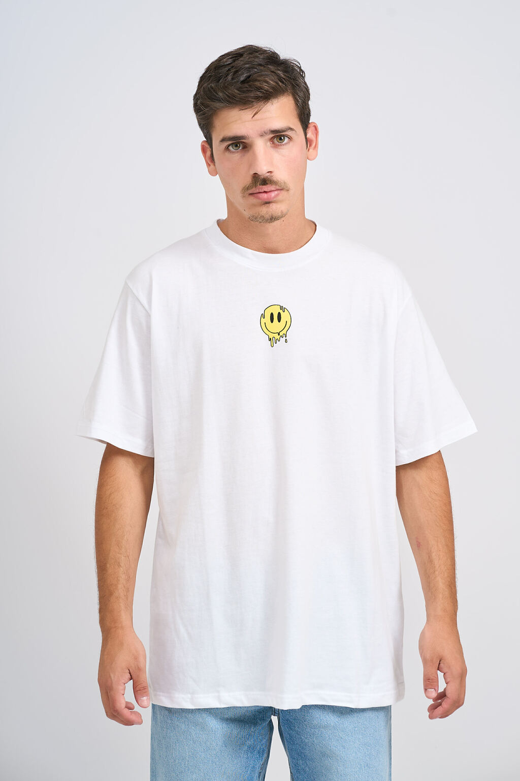Remera de Hombre Trippy Blanca. Cara Cruz Jeans Construimos moda