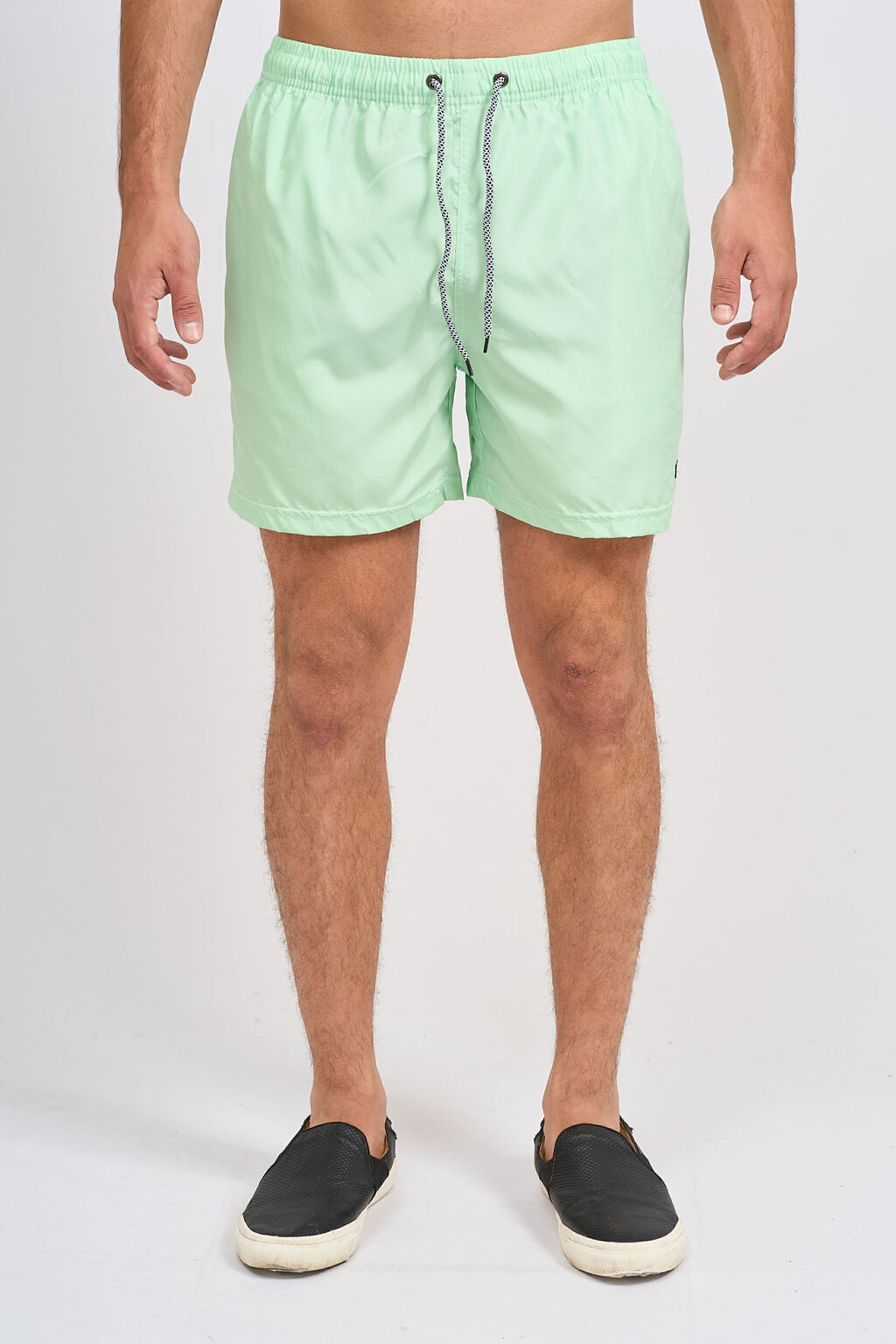 Short de bano Osiris Verde Menta. Cara Cruz Jeans Construimos moda