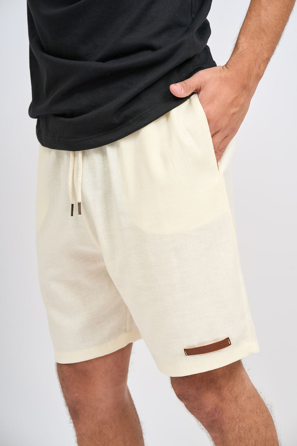 Bermudas en lino sale