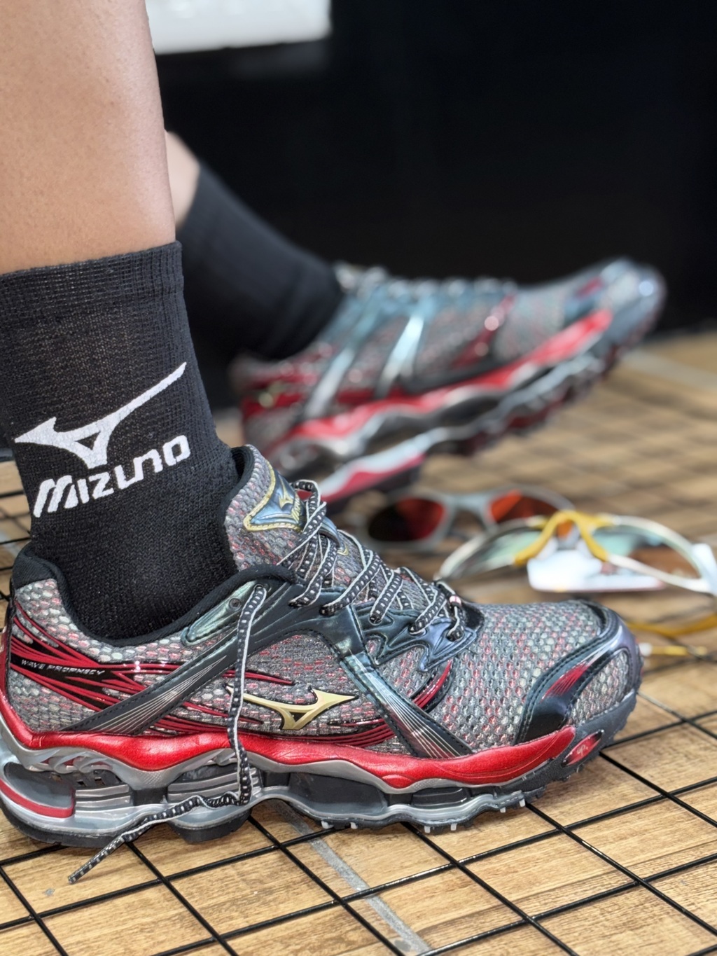 Mizuno pro 1 cereja top