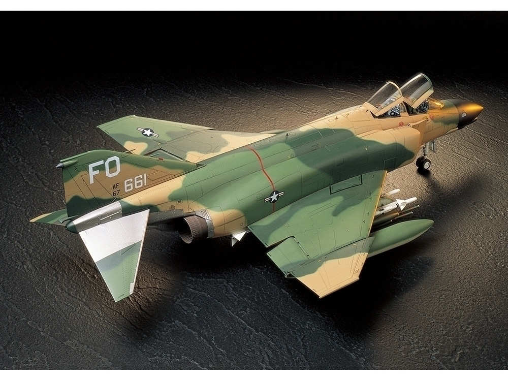 1/32 McDonnell F-4 C/D Phantom II