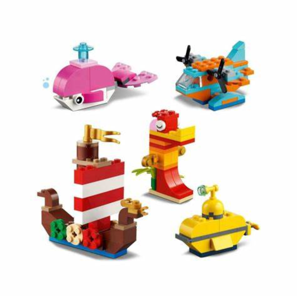 LEGO Classic Diversao Criativa no Oceano 11018
