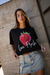 Remera Crop LOVE FRESH Negro