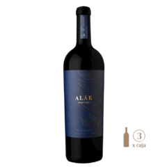 Imagen de Alae Malbec Caja Madera (3 botellas x 750 cc)