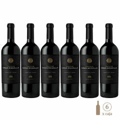 Seis botellas de vino Trapiche Gran Medalla Cabernet Franc de 750 cc cada una.