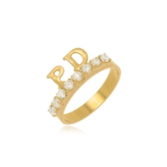 ANEL COM ZIRCONIAS E INICIAIS - AL 79 BANHADO OURO 18K