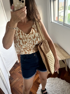 MUSCULOSA ANIMAL PRINT LINO