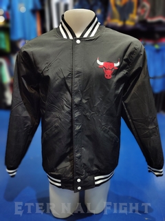 CHAQUETA REVERSIBLE NBA CHICAGO BULLS en internet