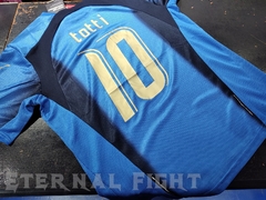 CAMISETA FUTBOL RETRO OFICIAL ITALIA 2006 - eternalfightdeporte