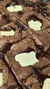 Brownie de chocolate 72% e chocolate branco • 50g na internet