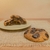 Lata de Cookie de baunilha com gotas de chocolate 70% ASSADO • 4 unidades • 200g