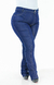 CALÇA JEANS PLUS SIZE - FLARE SILHUETA SLIM AZURE - comprar online