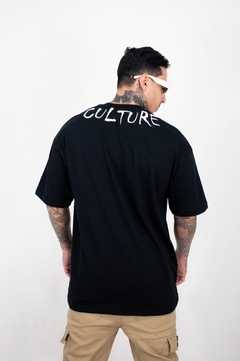 Camiseta preta Effel Oversized - comprar online