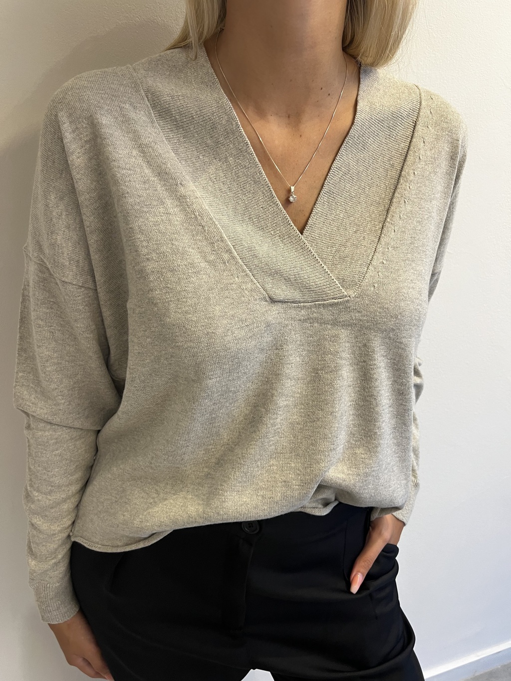Sweater Escote V Maca Mirame Ahora Ropa de Mujer