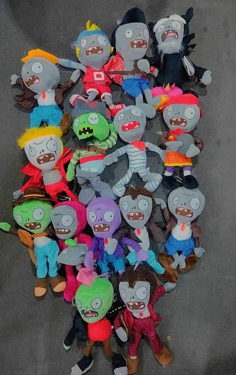 Peluches de plantas contra zombies 2 hotsell