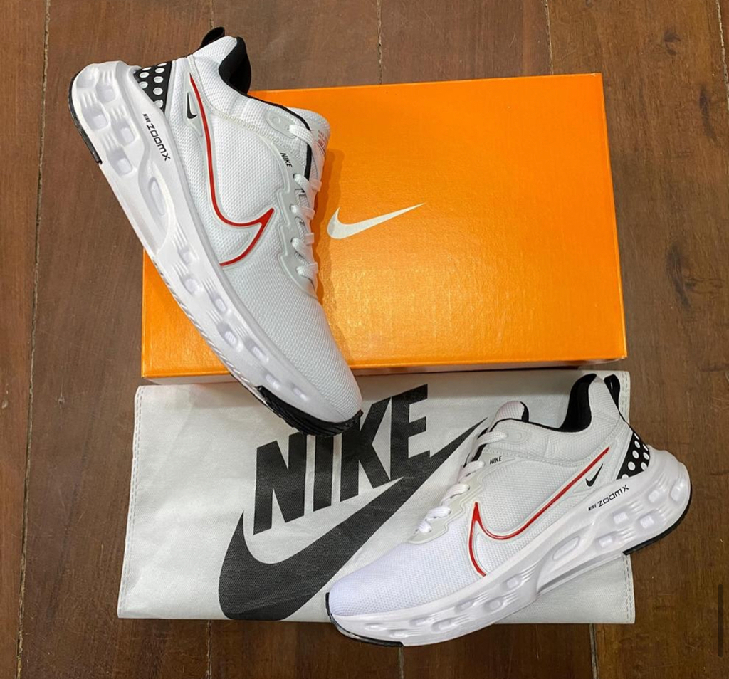 Nike zoom xe 2025