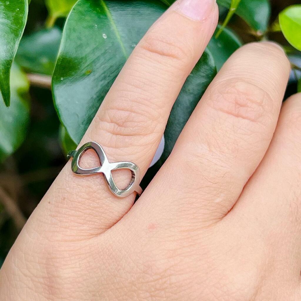 ANILLO INFINITO DE ACERO