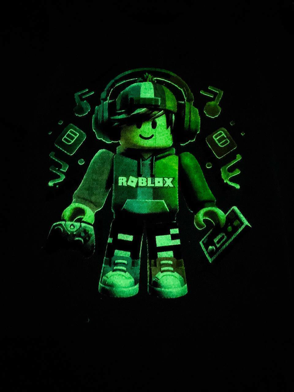 Remera ROBLOX con estampa luminosa Brillaras