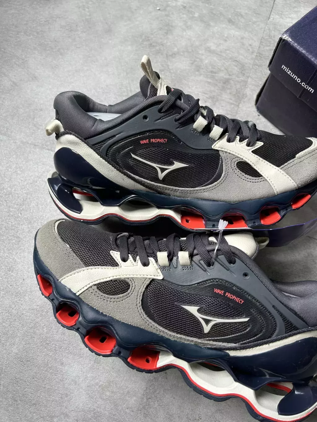 Mizuno Prophecy Beta 2 AZUL BEGE E VERMELHO