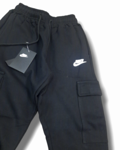 PANTALON JOGGINS NIKE HOMBRE (TIPO CARGO) - comprar online