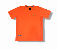 REMERA DEPORTIVA NIKE (talle especial)