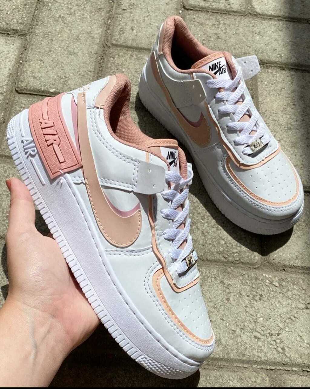 Nike shadow nude new arrivals