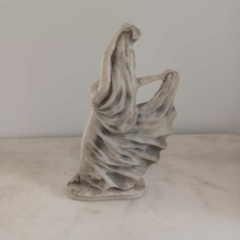 Estatueta Italiana de Dama Dança do Véu em pó de mármore na internet