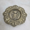 Cinzeiro em bronze com o brasão de Armas do Império Português