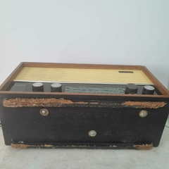 Rádio Vintage Sonouros, caixa de madeira Transistorisado 4 Faixas, funcionando. - Kombina Antiguidades – Tesouros Raros e Peças de Colecionador