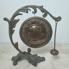 Gongo em bronze ricamente trabalhado e cinzelado - loja online