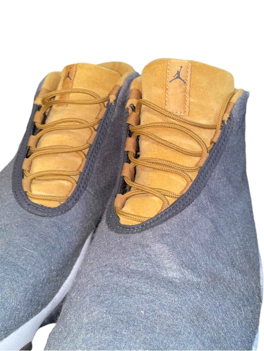 Zapatillas Jordan edicion especial grises Talle 45