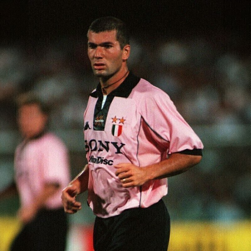 Camiseta rosada de la juventus hotsell
