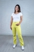Calça Jeans Mom Caramella Amarela - comprar online