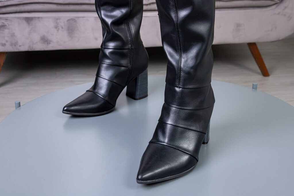 Bota ramarim adereço best sale preto