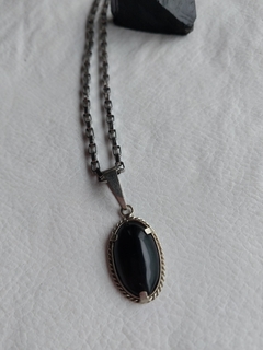 dije Verdad (obsidiana negra con alpaca)