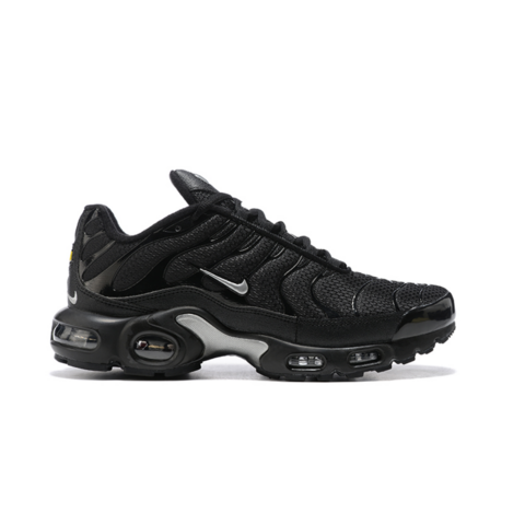 Air Max TN Plus Black Red Swoosh Piemont Appareal