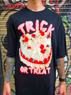 REMERA TRICK OR TREAT - comprar online