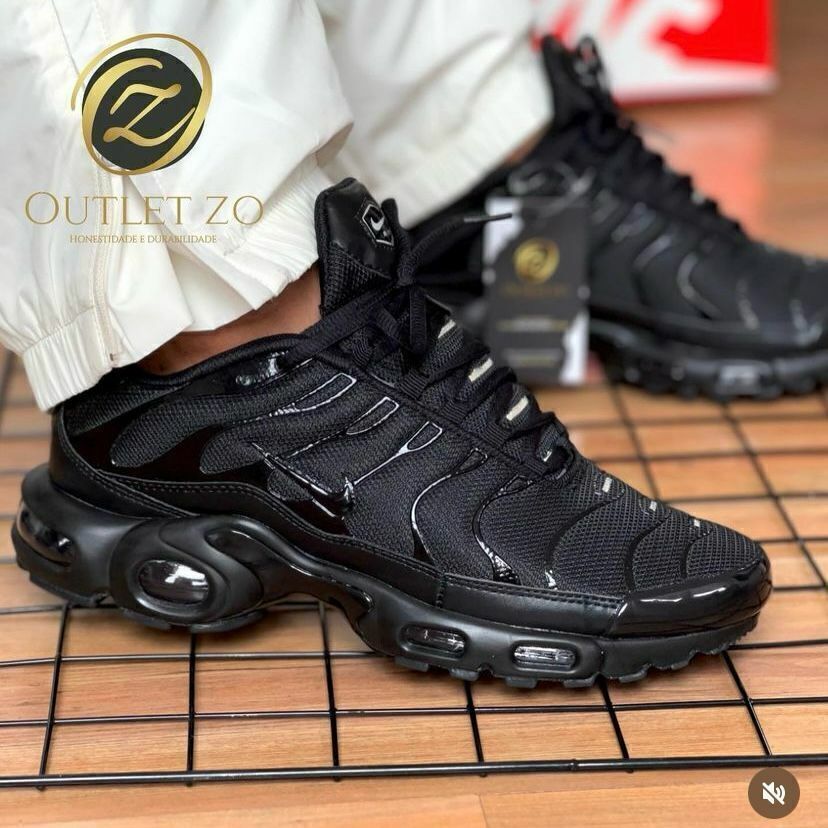 All black tns hot sale